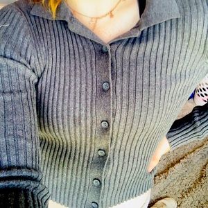 Brandy melville cropped sweater